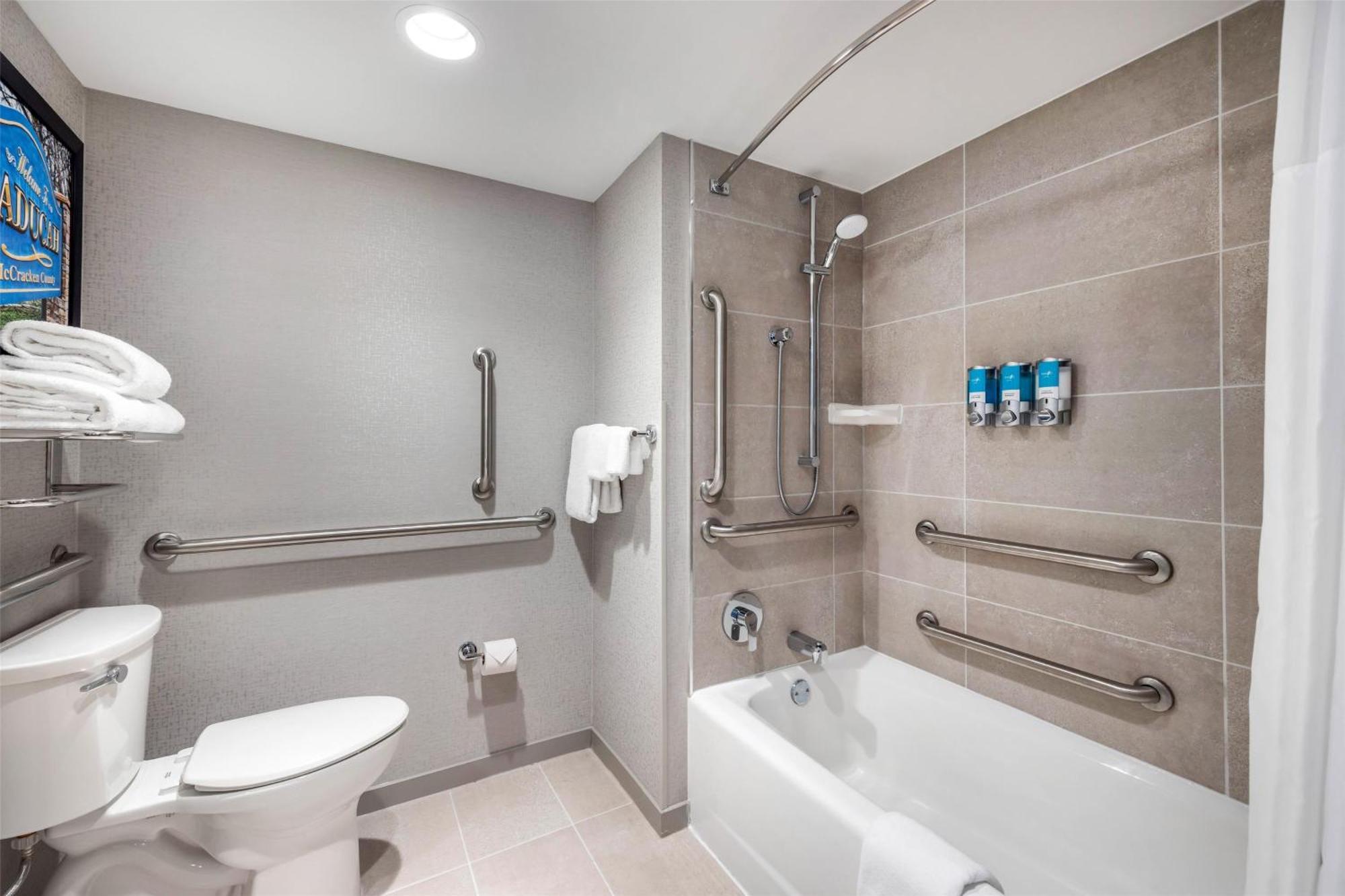 Drury Inn & Suites פדוקה מראה חיצוני תמונה